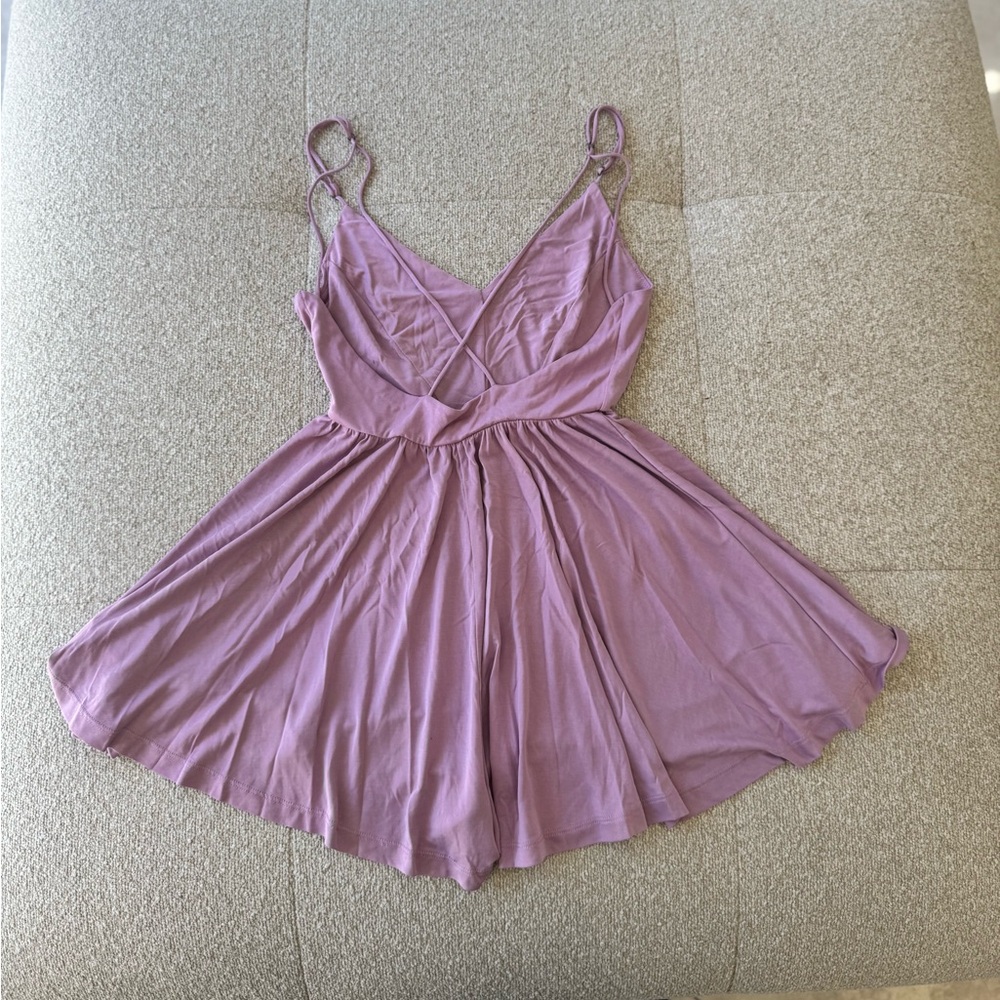 Urban Outfitters Lavender Romper Size Small Spaghetti Strap V-Neck - Picture 6 of 8